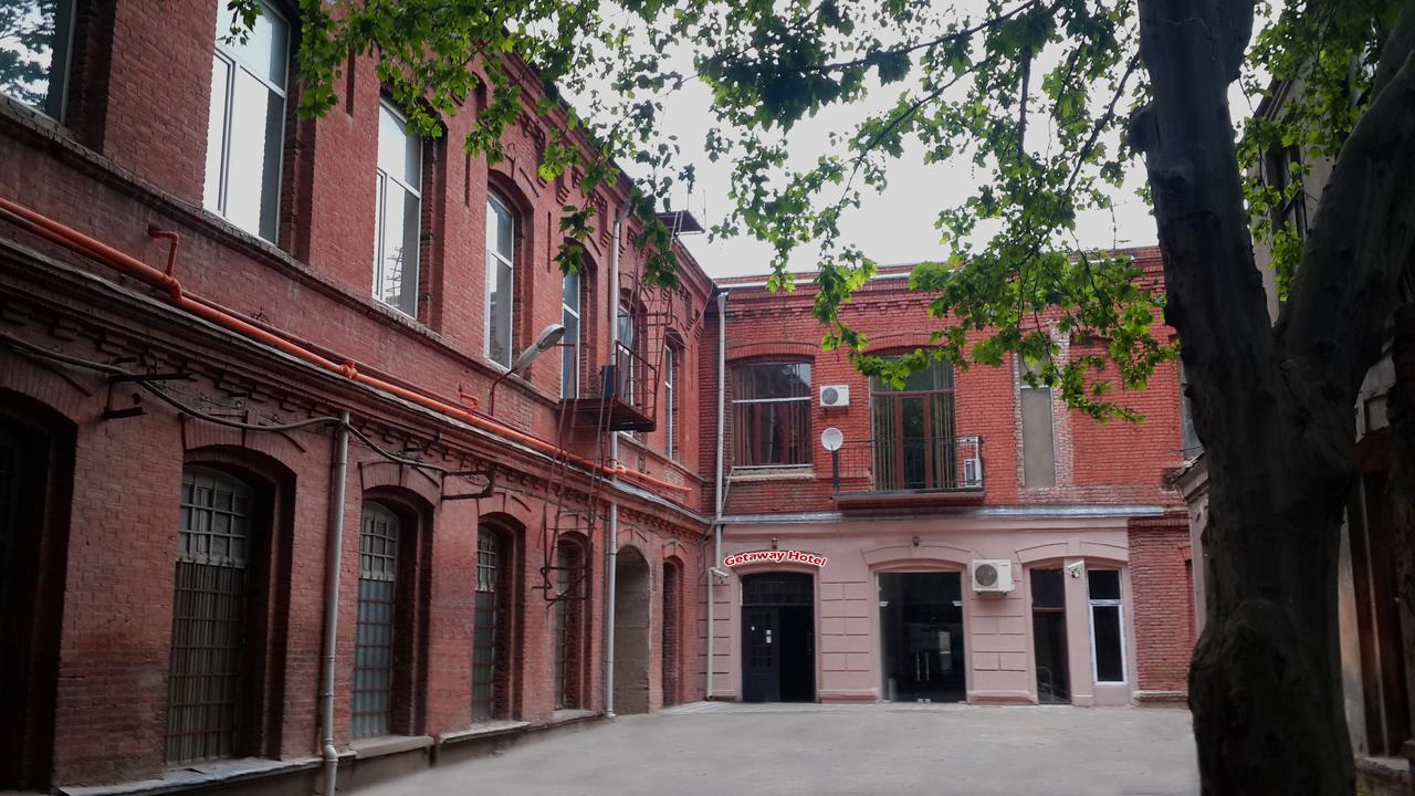 Getaway Hotel Tbilisi Exterior photo